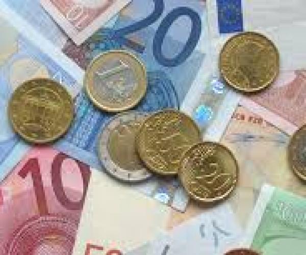Pas de sommation de payer pour une créance de prestation compensatoire et de dommages-intérêts 