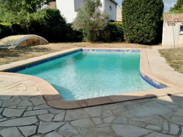 A vendre : Maison T5 terrain et piscine La Bouiladisse 